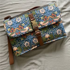 Dock-A-Tot Clutch Changer Bag in Strawberry Thief - Never Used